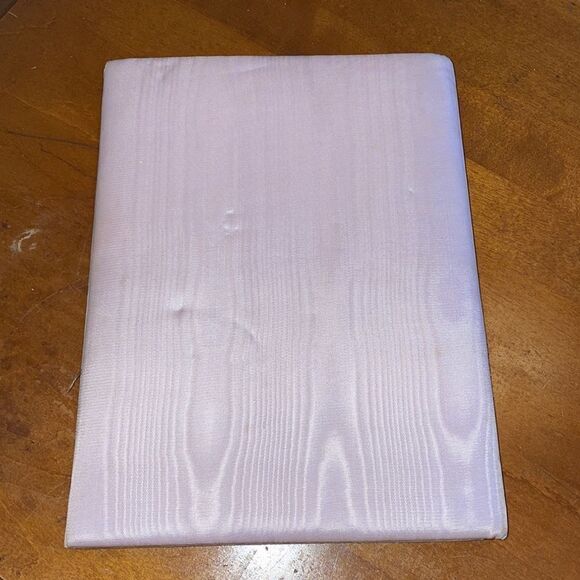 Vintage late40s/early 50s pink satin covered unused Baby Book - Picture 4 of 12